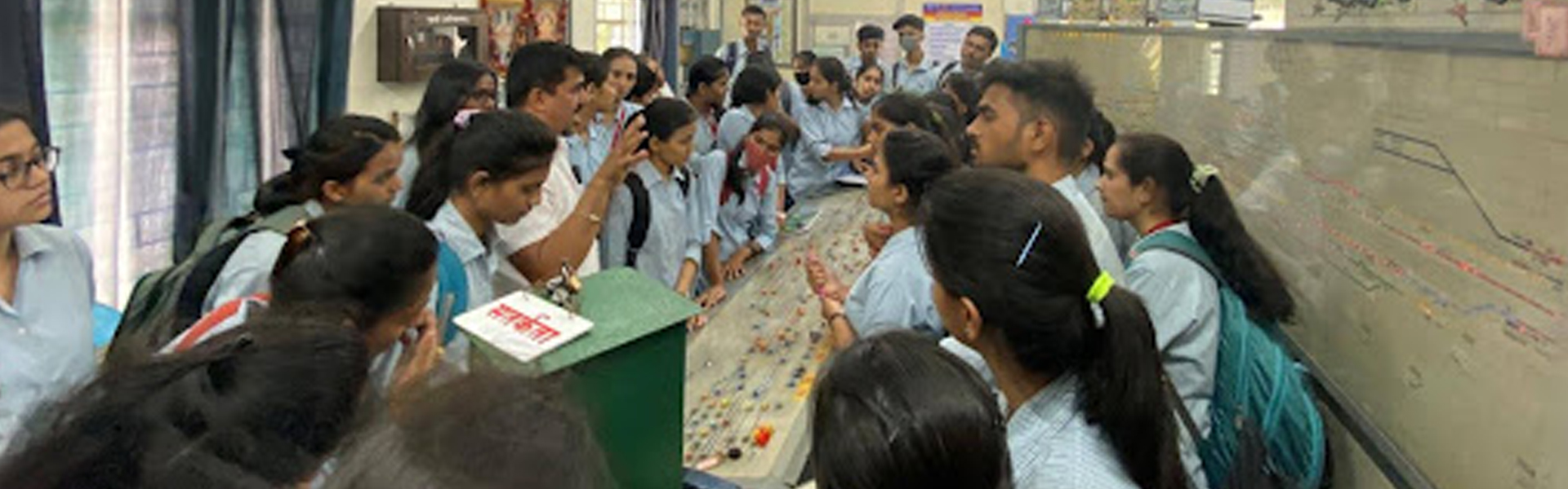 Visit of SE (E&TC) Students