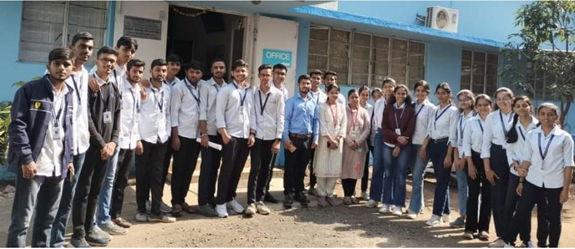Industrial Visit for S.Y B.Tech Div B students was conducted on 4th December2023 in Motwane Manufacturing Pvt.Ltd, Nashik